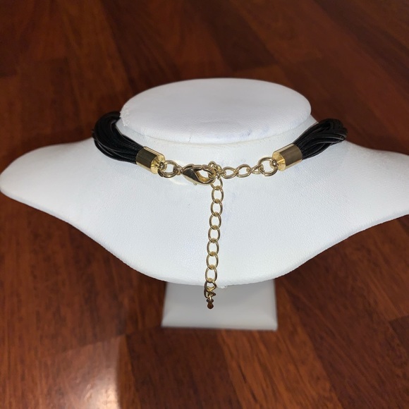 Necklace-NEW! - Picture 2 of 2